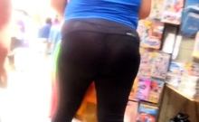 Madura Mami En El Mercado Con Transparencia