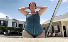 Mature BBW solo posing on webcam