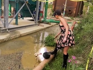 Busty amateur blonde banged in public outdoor