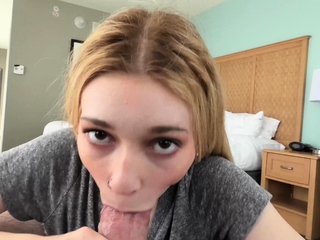 This skinny blonde teen fucks