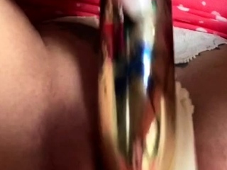 Amateur Close Up Squirting Masturbation