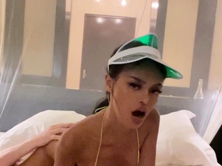 amateur blowjob cumshot finish in her mouth
