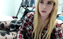 sexy amateur hot blonde teen show webcam