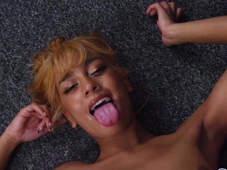CumPerfection Bluelah Seducing The Prude