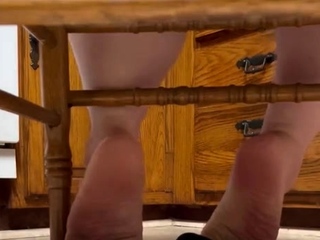 Linsey Dawn solo foot fetish