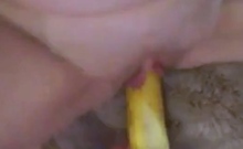 Groe Titten Deutsche 18-jhrige Masturbiert Mit Banane